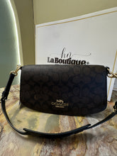 Cargar imagen en el visor de la galería, Crossbody Coach
