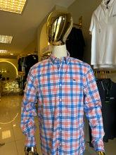 Cargar imagen en el visor de la galería, VineyardVines PERFORMANCE Classic Fit
