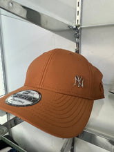 Cargar imagen en el visor de la galería, Yankees New Era Gorra
