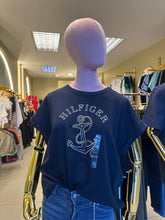 Cargar imagen en el visor de la galería, Tommy Hilfiger
