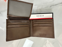 Cargar imagen en el visor de la galería, Billetera Guess
