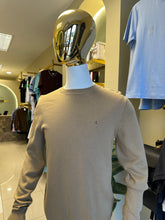 Cargar imagen en el visor de la galería, Sueter Calvin K
