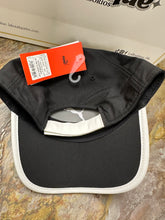 Cargar imagen en el visor de la galería, Gorra Ferrari F1
