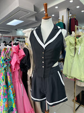 Cargar imagen en el visor de la galería, Set Vest /Short
