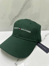 Cargar imagen en el visor de la galería, Gorra Tommy Hilfiger
