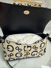 Cargar imagen en el visor de la galería, Crossbody Guess
