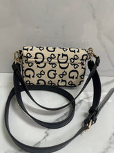 Cargar imagen en el visor de la galería, Crossbody Guess
