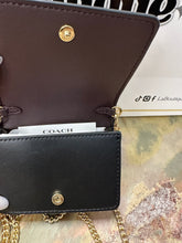 Cargar imagen en el visor de la galería, Mini Crossbody Coach
