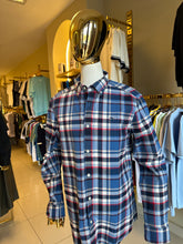 Cargar imagen en el visor de la galería, VineyardVines Classic Fit
