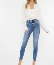 Cargar imagen en el visor de la galería, Jeans KanCan Super Skinny
