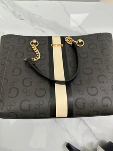 Cartera Guess