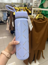 Cargar imagen en el visor de la galería, Lululemon Water Bottle 24 oz
