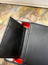 Cargar imagen en el visor de la galería, Billetera Guess
