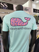 Cargar imagen en el visor de la galería, Vineyard Vines Manga Corta
