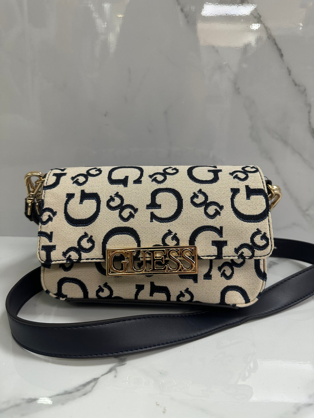 Crossbody Guess