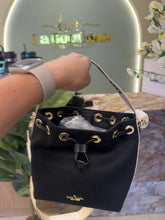 Cargar y reproducir el video en el visor de la galería, Crossbody KATE SPADE
