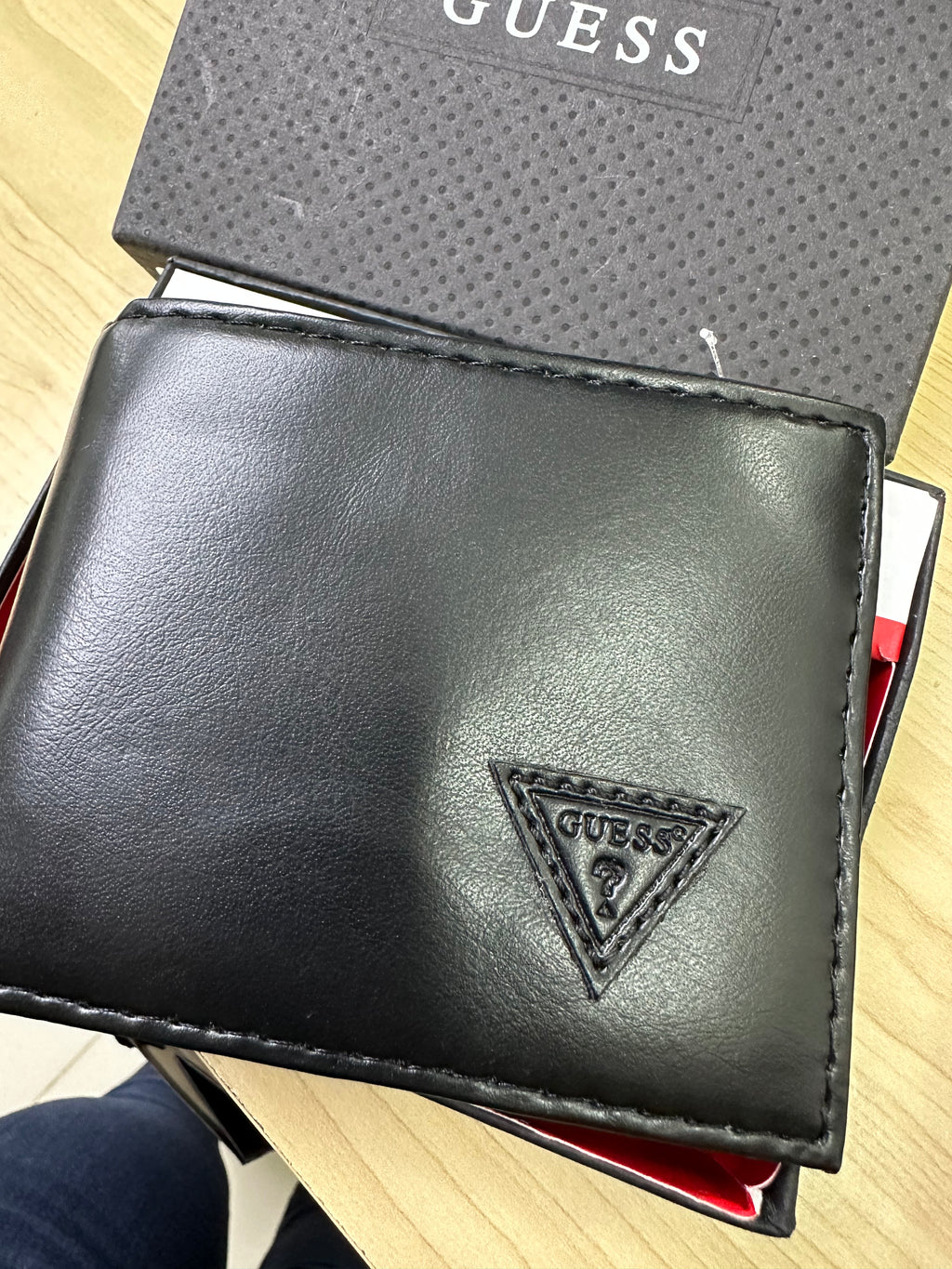Billetera Guess